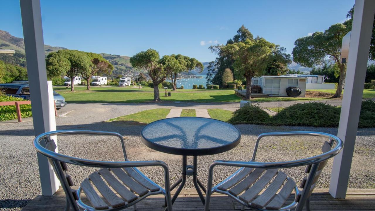 Akaroa Top 10 Holiday Park ภายนอก รูปภาพ